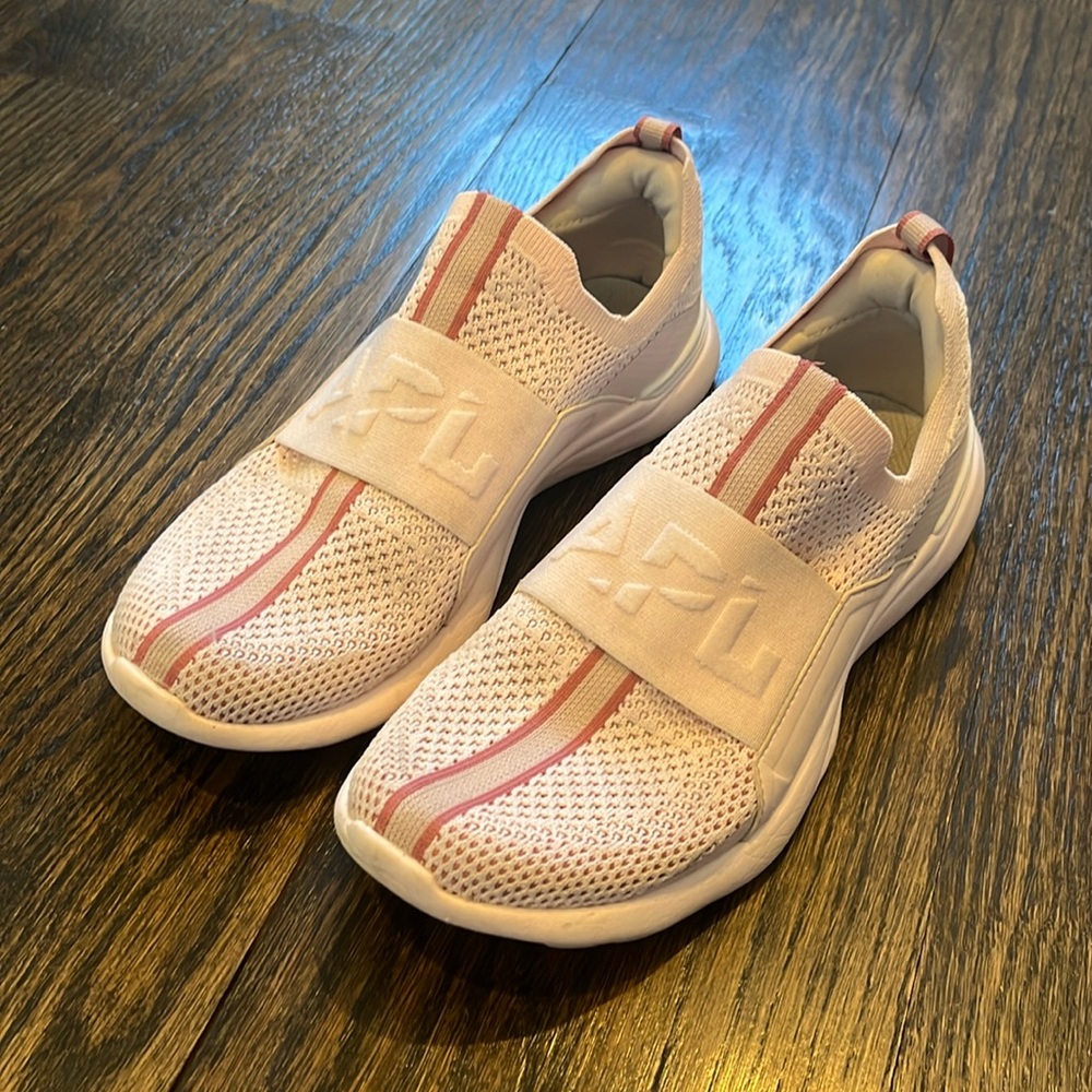 APL Techloom Bliss 7.5